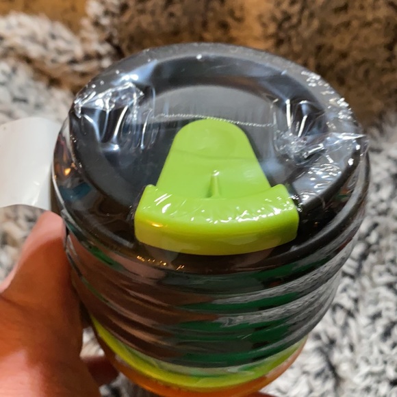 New 4 pack 16oz nightmare before Christmas Disney tumblers - Picture 8 of 9